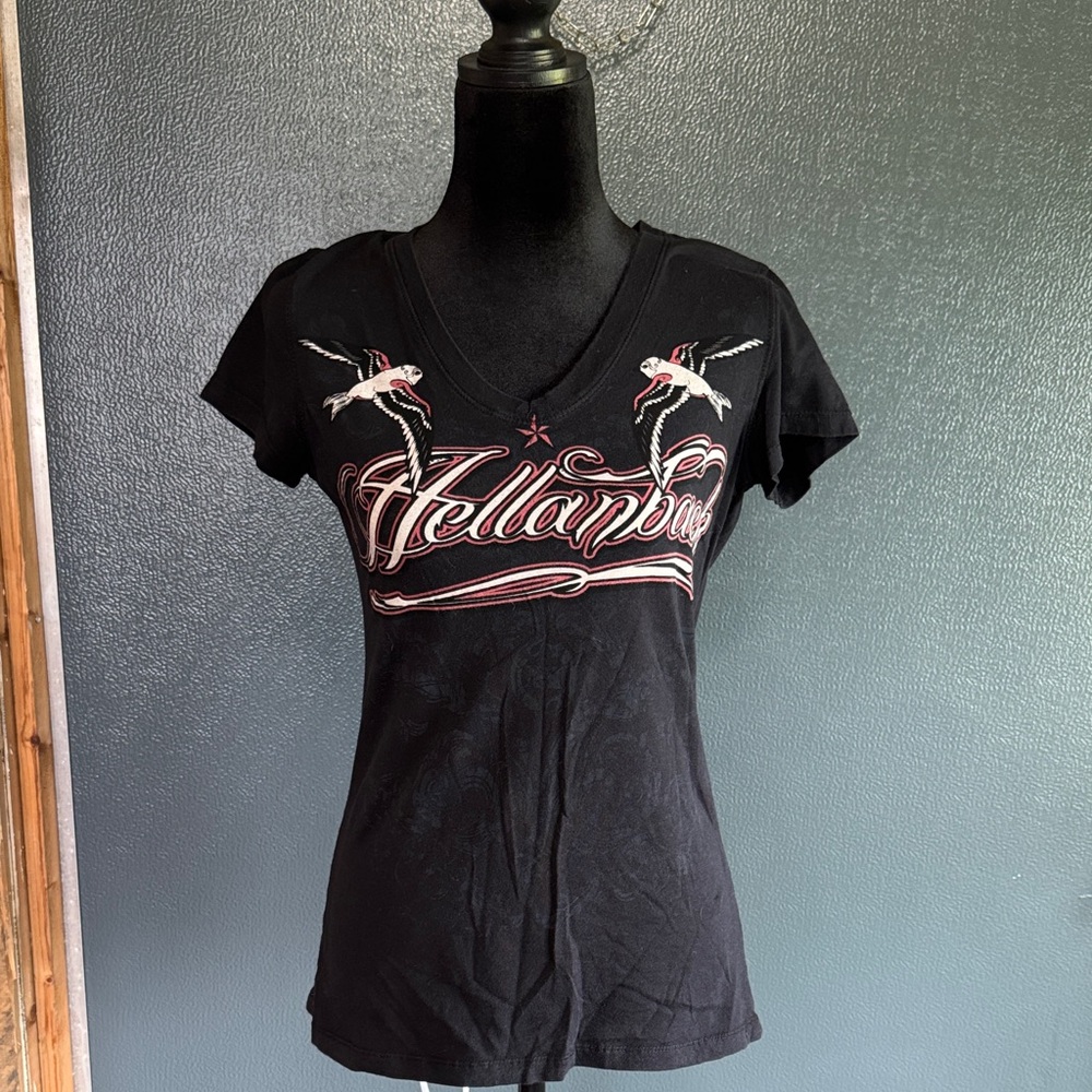 Hellanbach Black and Pink Graphic Tee